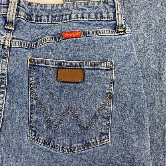 Wrangler Classic Fit Jeans Women’s 15x32 - Picture 7 of 8